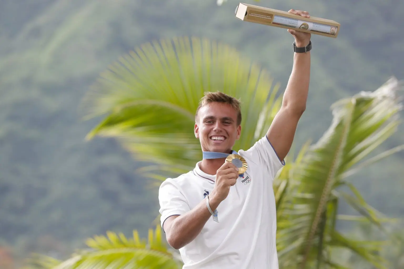 Kauli Vaast en Or en Surf aux JO Caisse d'Epargne Ile-de-France