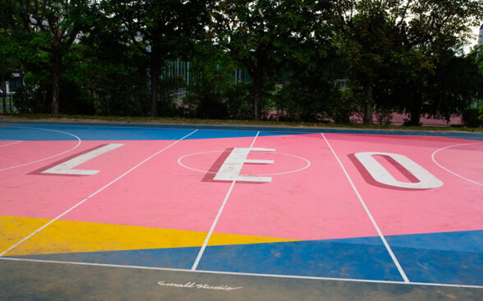 Terrain de basket financé par la Caisse D'Epargne